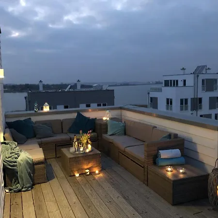 Schleivilla-hafenmeister-by-seeblick-ferien-oro-billardtisch-kicker-kamin * אולפניץ