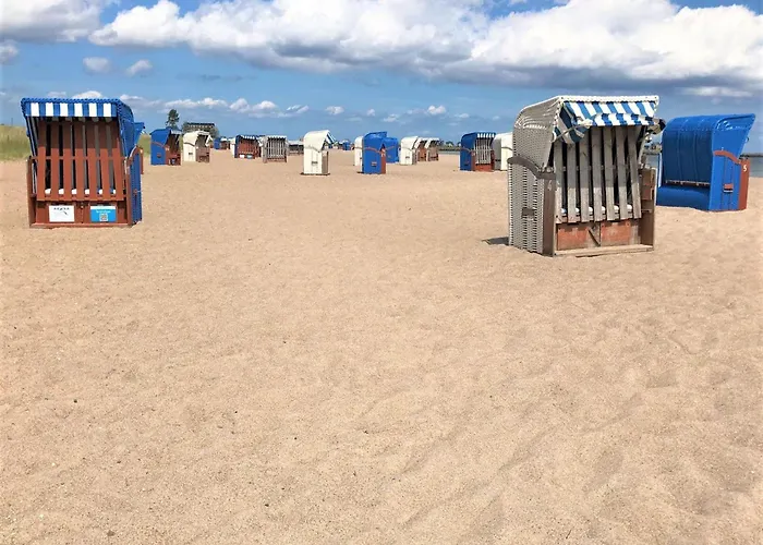 Villa Schleivilla-hafenmeister-by-seeblick-ferien-oro-billardtisch-kicker-kamin