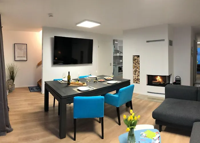 Schleivilla-hafenmeister-by-seeblick-ferien-oro-billardtisch-kicker-kamin